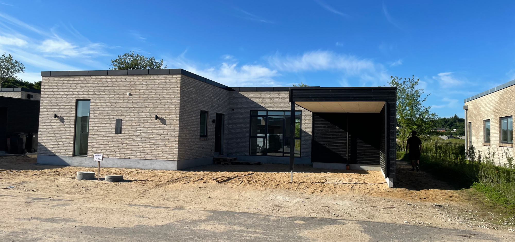 01 Facade 2